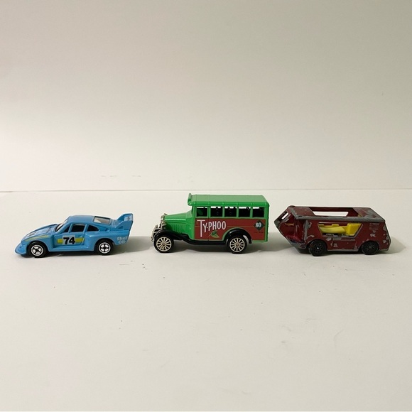 Lot of 3 Corgi Cars Juniors Racing Porsche Wigwam Van Camper Bedford Typhoo Bus - Picture 3 of 14